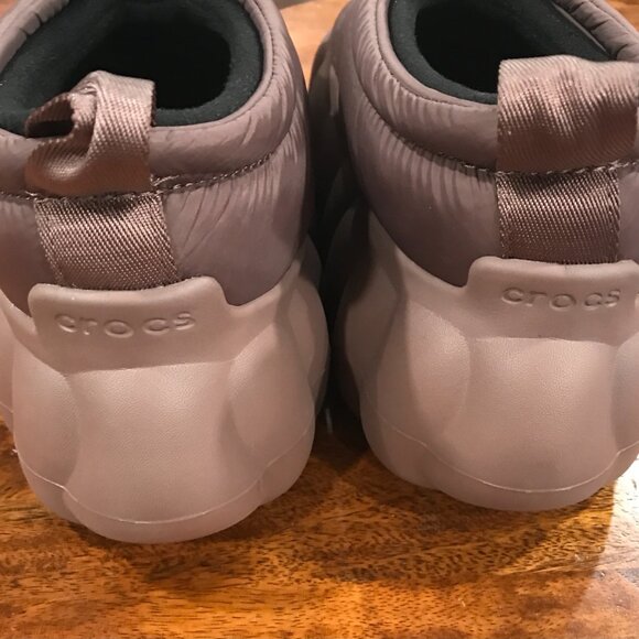 Crocs Overpuff Shorty Boots in Truffle size 9 Women's / 7 Men's NWT - Picture 4 of 6